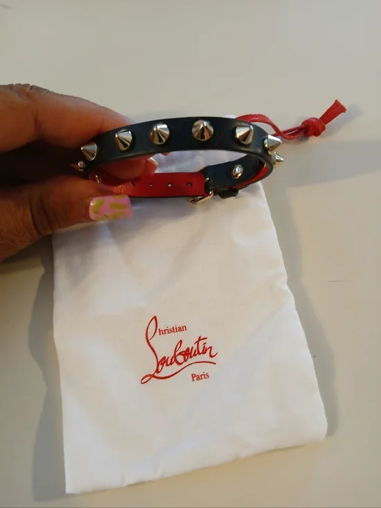 Christian Louboutin NWOT Black Leather & Spiked Adjustable Bracelet & Dustbag - Picture 3 of 3